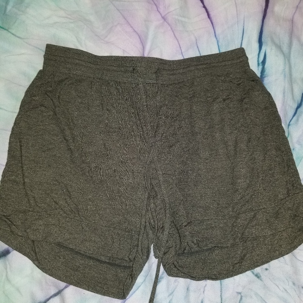 GapBody Shorts